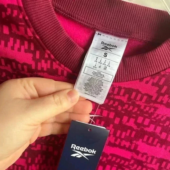 NWT Reebok Retro MYT Printed Pink Crew Neck Long Sleeve Cropped Sweatshirt XS - Picture 5 of 7